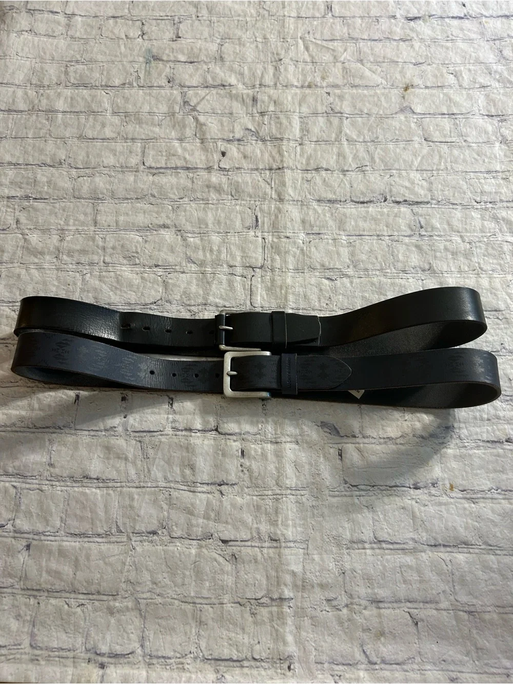 LUCKY BRAND INDIA MADE BLACK PRINT LEATHER & TIMBERLAND BLACK LEATHER 40